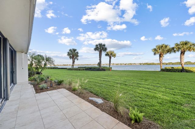 124 Lakeshore Drive G35, North Palm Beach, FL 33408