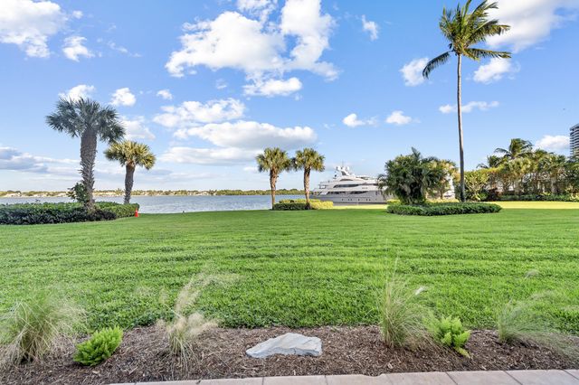 124 Lakeshore Drive G35, North Palm Beach, FL 33408