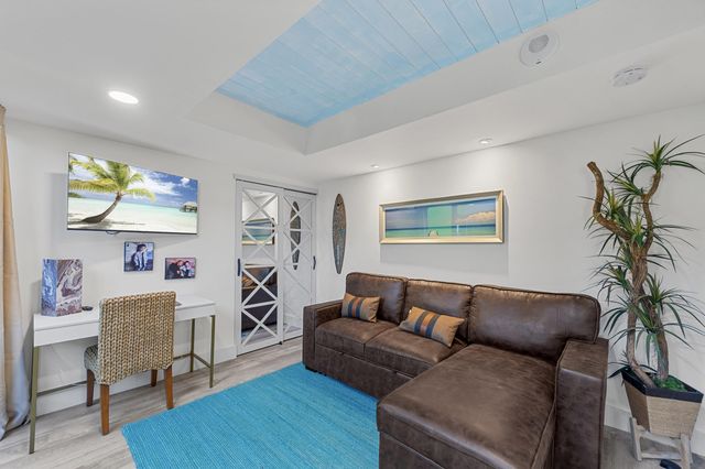 124 Lakeshore Drive G35, North Palm Beach, FL 33408