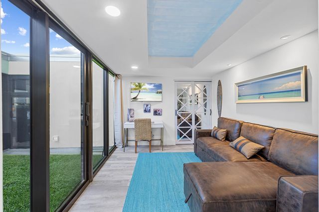 124 Lakeshore Drive G35, North Palm Beach, FL 33408