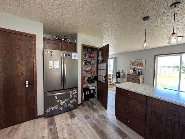 4893 LAVONNE Court S, Fargo, ND 58104