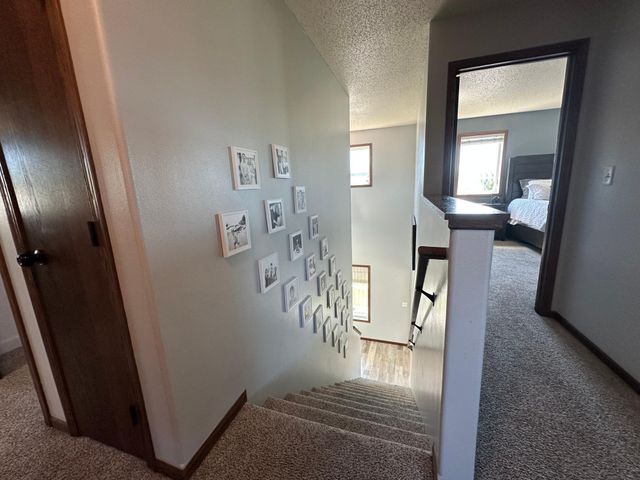 4893 LAVONNE Court S, Fargo, ND 58104