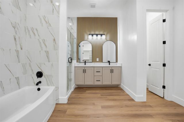 127 Kukui CT, Bastrop, TX 78602