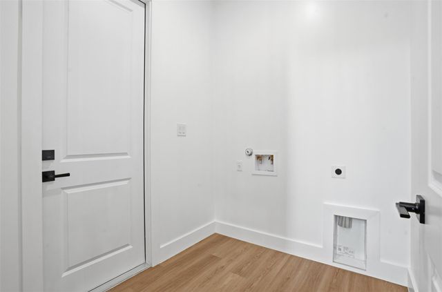 127 Kukui CT, Bastrop, TX 78602