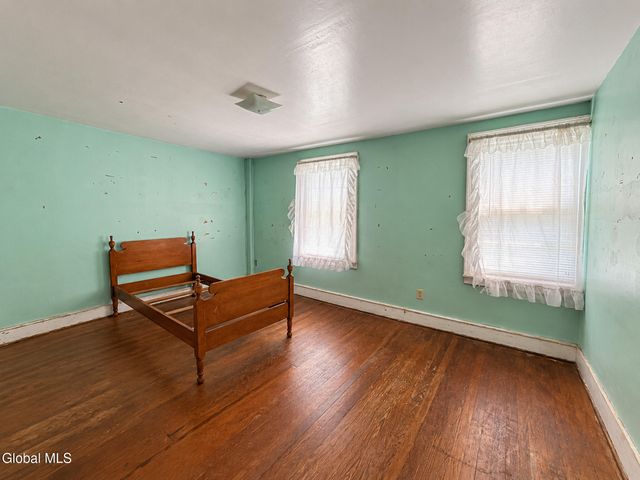 638 Hillcrest Road, New Baltimore, NY 12087