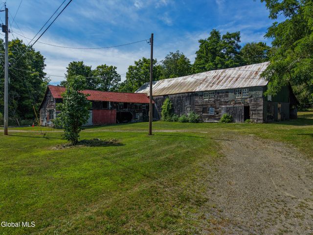 638 Hillcrest Road, New Baltimore, NY 12087