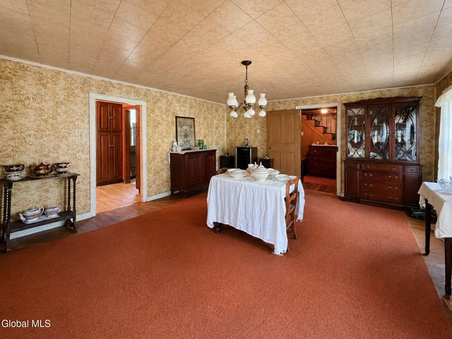 638 Hillcrest Road, New Baltimore, NY 12087