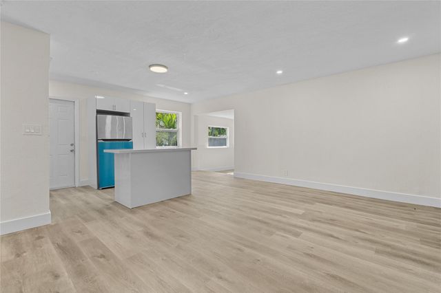 2941 NW 11th Court, Fort Lauderdale, FL 33311