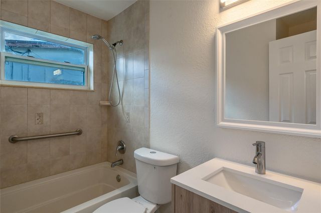 2941 NW 11th Court, Fort Lauderdale, FL 33311