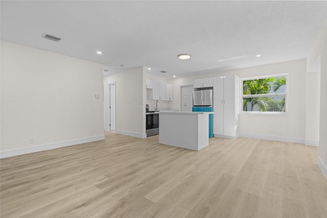 2941 NW 11th Court, Fort Lauderdale, FL 33311