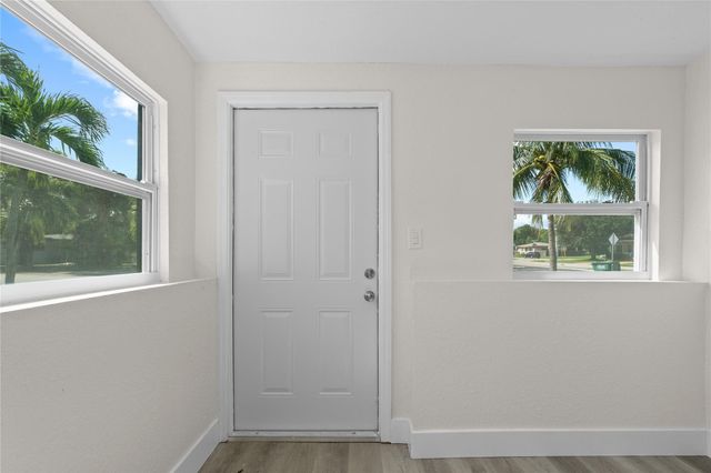 2941 NW 11th Court, Fort Lauderdale, FL 33311