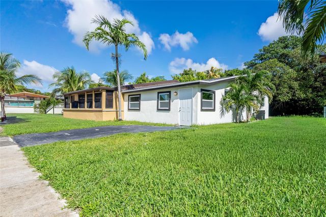 2941 NW 11th Court, Fort Lauderdale, FL 33311