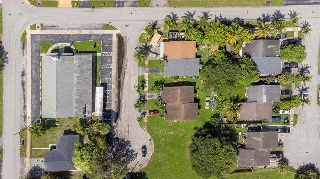 2941 NW 11th Court, Fort Lauderdale, FL 33311