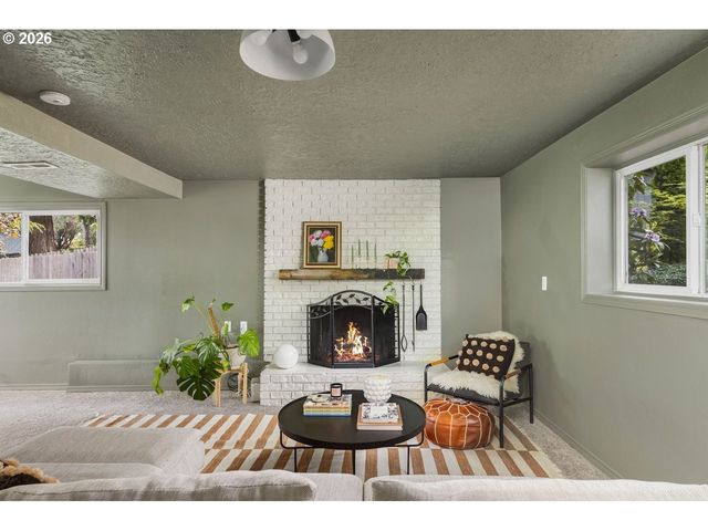 10723 Se 95TH Ct, Happy Valley, OR 97086