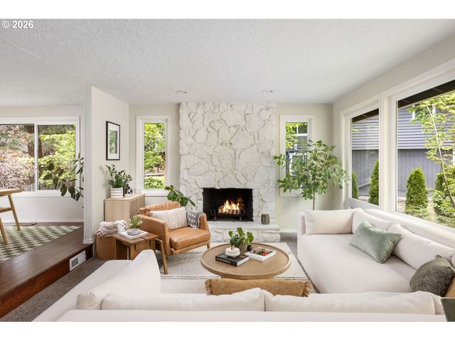 10723 Se 95TH Ct, Happy Valley, OR 97086