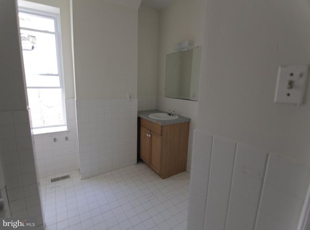 1846 N 16TH ST, Philadelphia, PA 19121