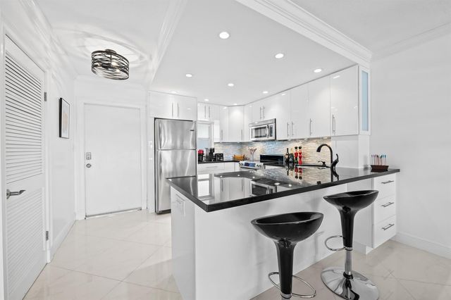 400 N Federal Highway 315, Deerfield Beach, FL 33441