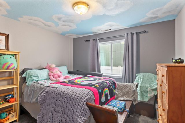 1061 Rainwood Lane, Grants Pass, OR 97527