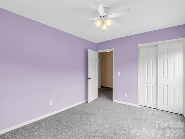 117 Willow Way, Hendersonville, NC 28739