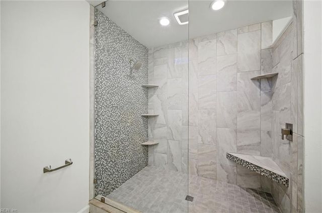525 Queenswood TER, Chesapeake, VA 23322