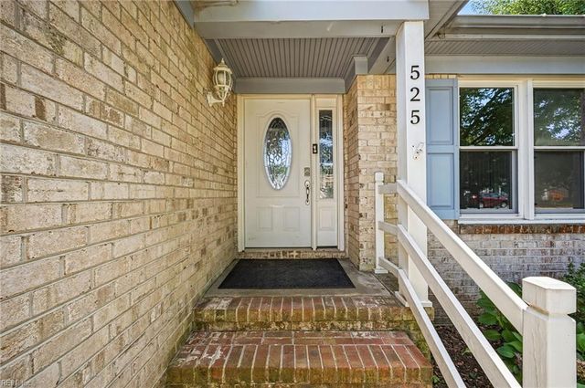 525 Queenswood TER, Chesapeake, VA 23322