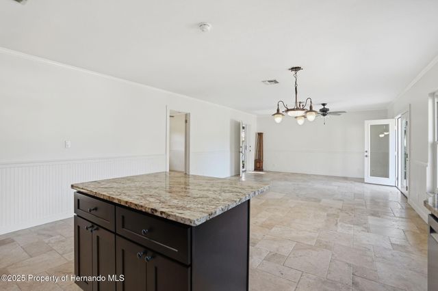 5995 S Shadytree Path, Homosassa, FL 34448