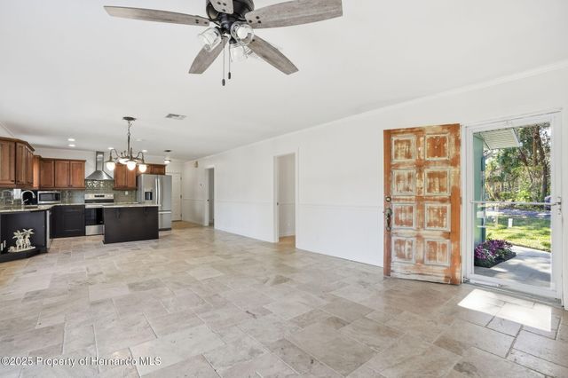 5995 S Shadytree Path, Homosassa, FL 34448