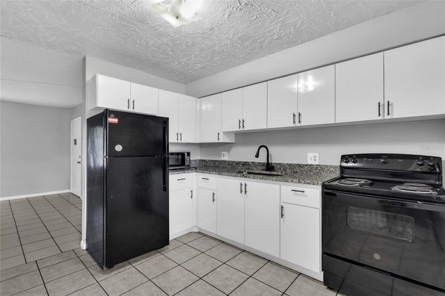 1629 W OAK RIDGE ROAD 1629D, Orlando, FL 32809