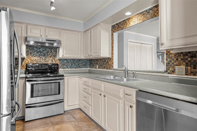 156 Pleasant Grove Lane 5, Waco, TX 76712