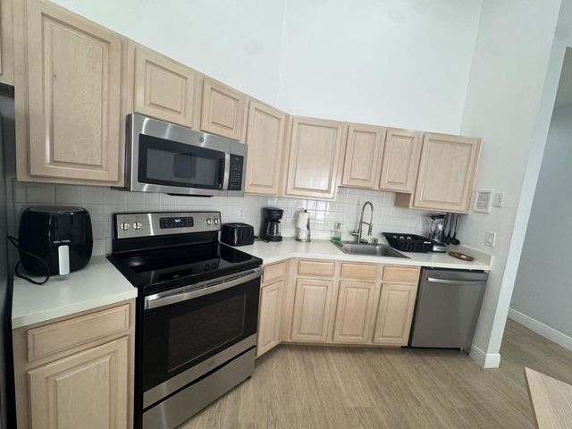 9828 Perfect Drive 46, Port St. Lucie # 46, Port St Lucie, FL 34986