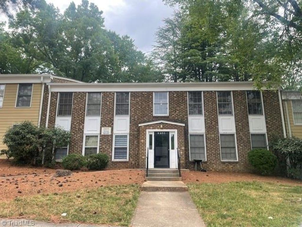 2811 Tully Square H, Winston-salem, NC 27106