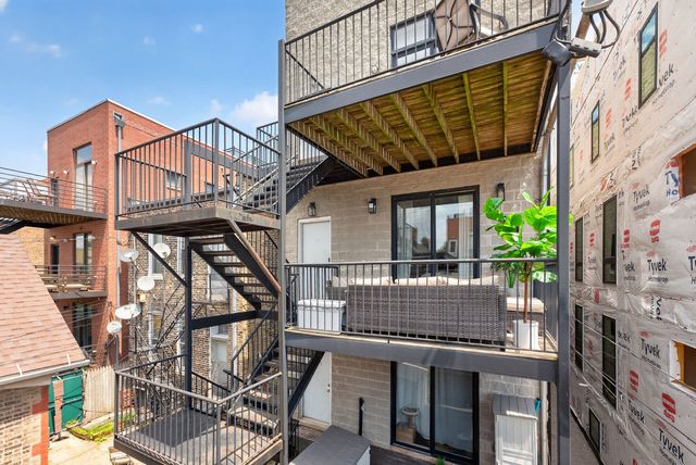 1022 N Wood Street 2, Chicago, IL 60622