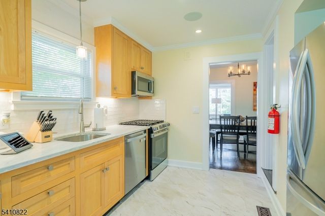19 Pine Street, West Orange Twp., NJ 07052