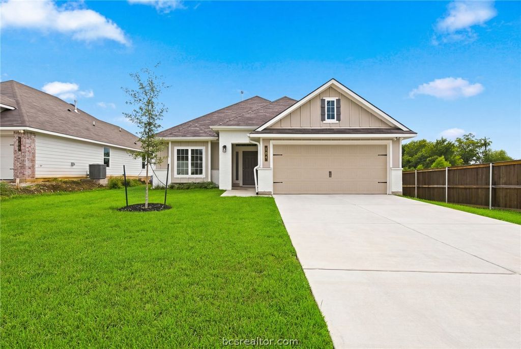 104 Hejl Drive, Caldwell, TX 77836 — photo 2