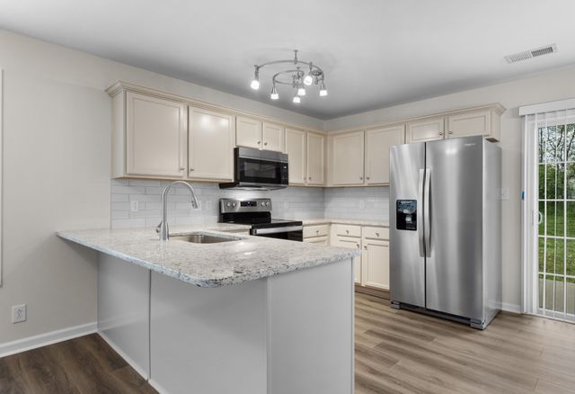 179 Alexander Blvd, Clarksville, TN 37040