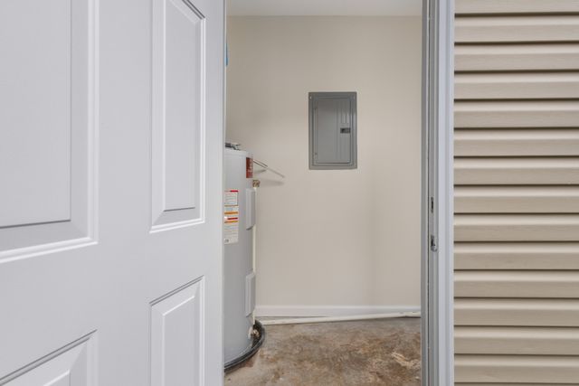 179 Alexander Blvd, Clarksville, TN 37040