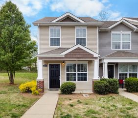 179 Alexander Blvd, Clarksville, TN 37040