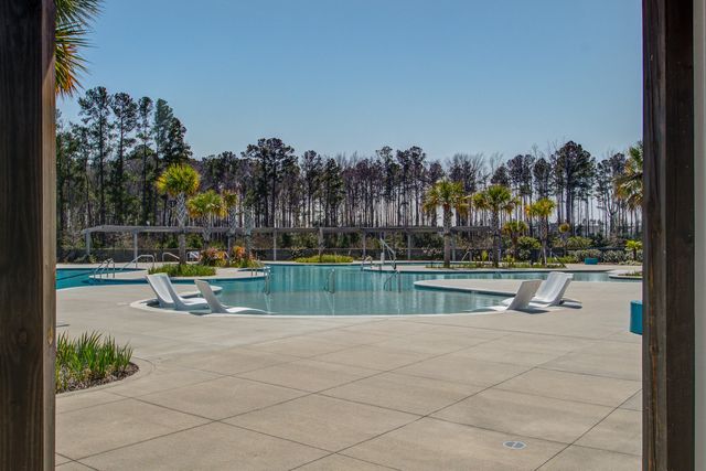 126 Clearblue Loop, Summerville, SC 29486