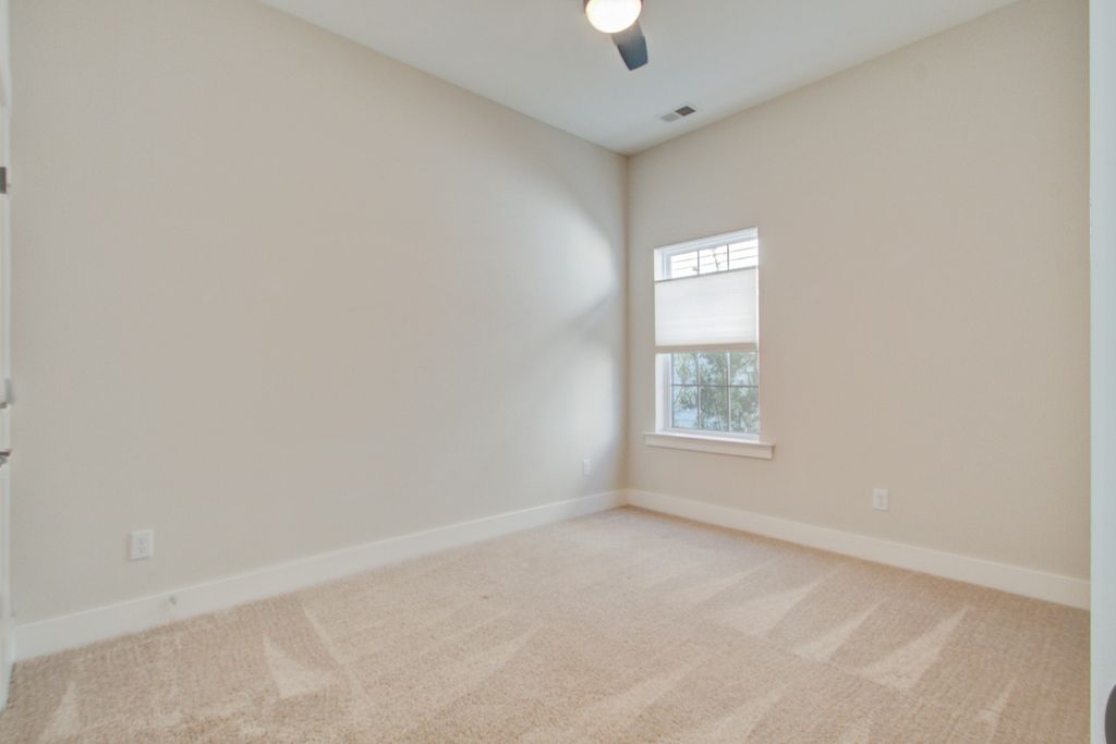 Image 31 of property listing at 126 Clearblue Loop, Summerville, SC 29486