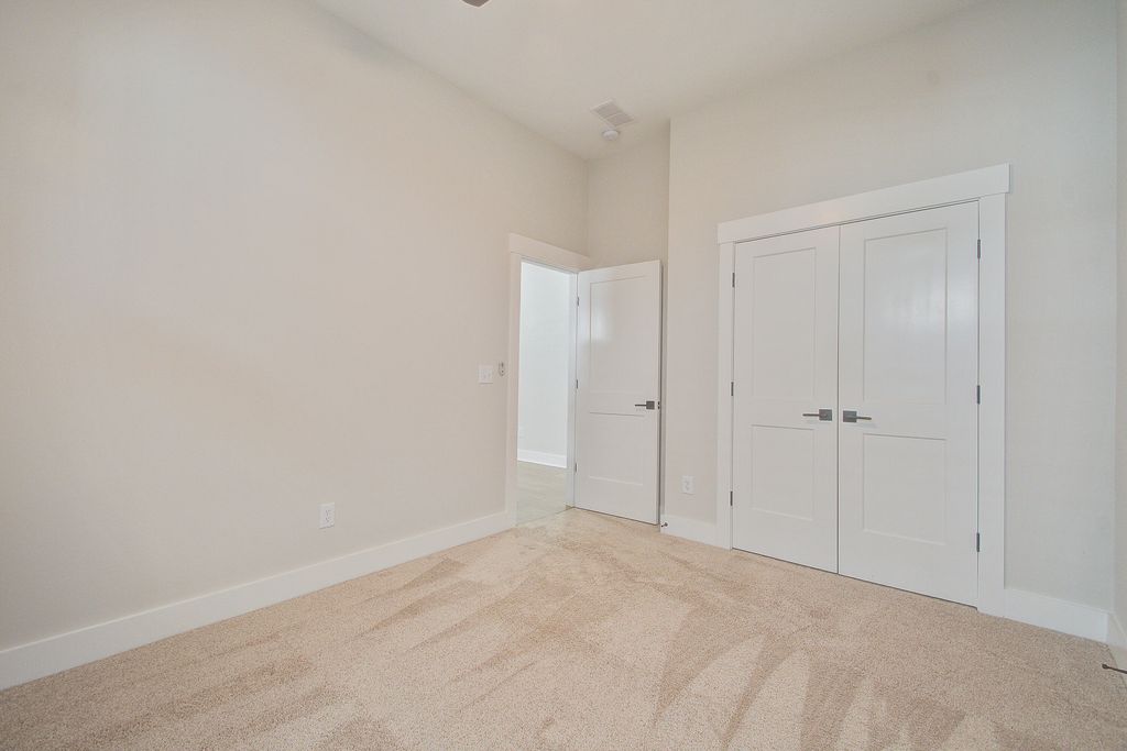 Image 32 of property listing at 126 Clearblue Loop, Summerville, SC 29486