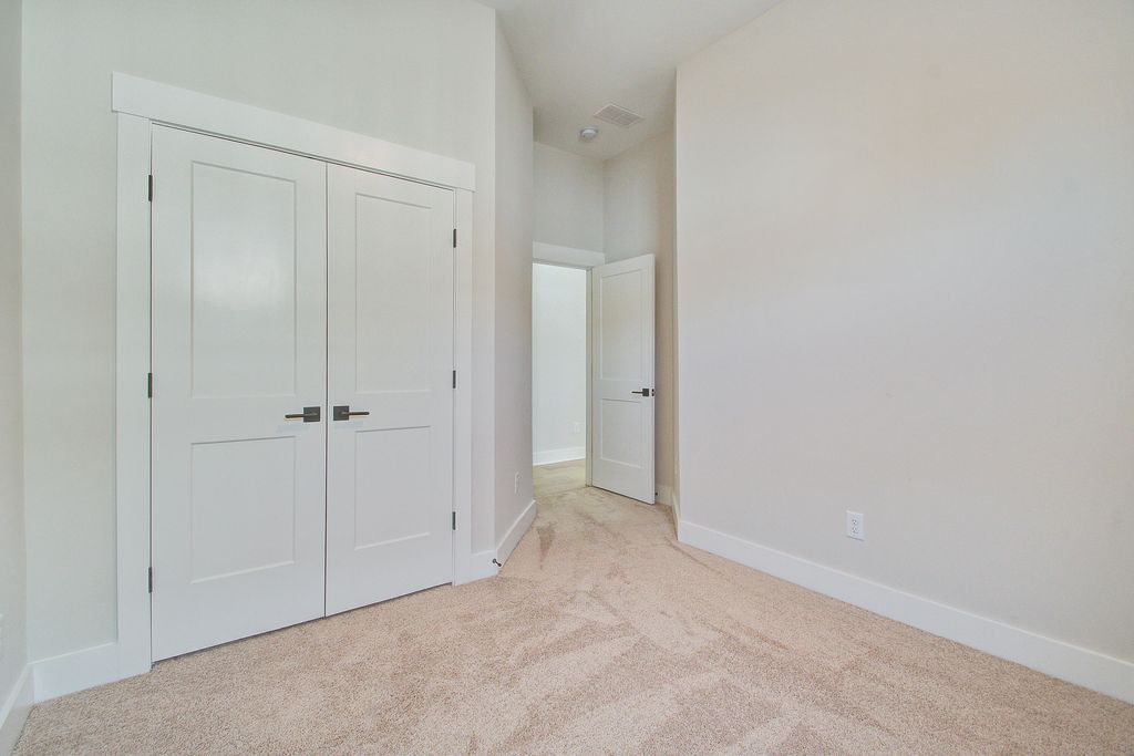 Image 36 of property listing at 126 Clearblue Loop, Summerville, SC 29486