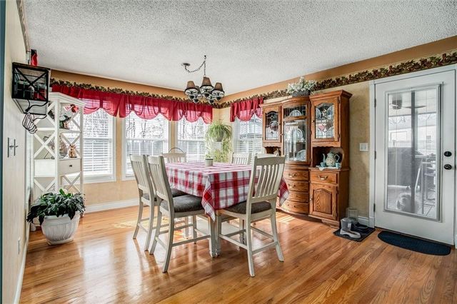 601 Hickory Hills Drive, Pleasant Hill, MO 64080