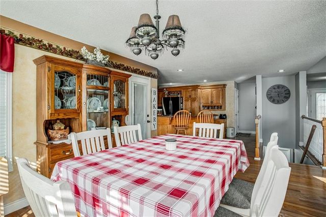 601 Hickory Hills Drive, Pleasant Hill, MO 64080