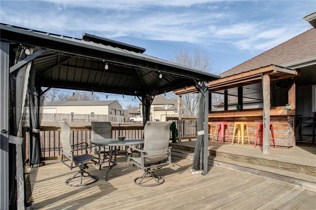 601 Hickory Hills Drive, Pleasant Hill, MO 64080