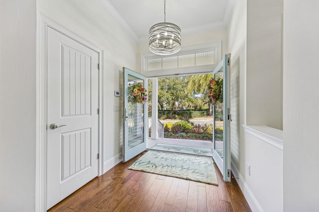 909 Sandy Beach Cir, St Augustine, FL 32080