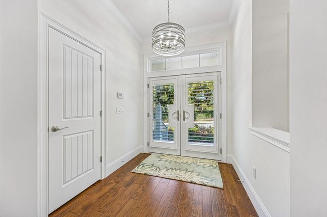 909 Sandy Beach Cir, St Augustine, FL 32080