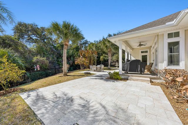 909 Sandy Beach Cir, St Augustine, FL 32080