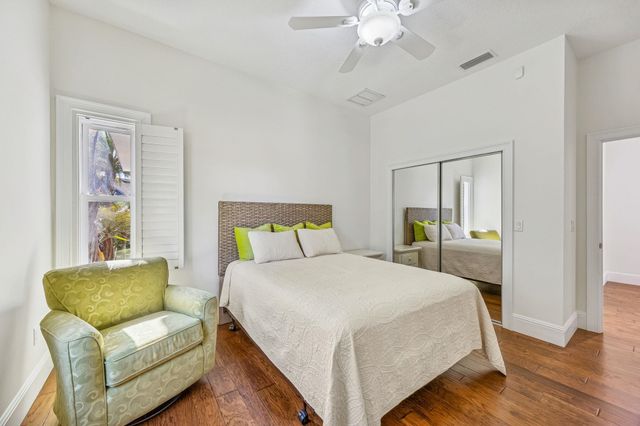 909 Sandy Beach Cir, St Augustine, FL 32080