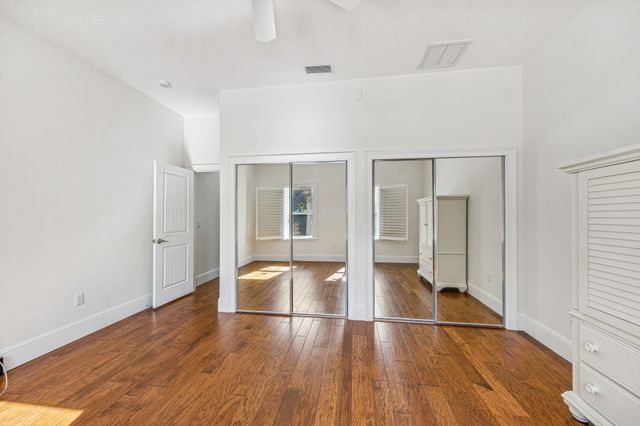 909 Sandy Beach Cir, St Augustine, FL 32080