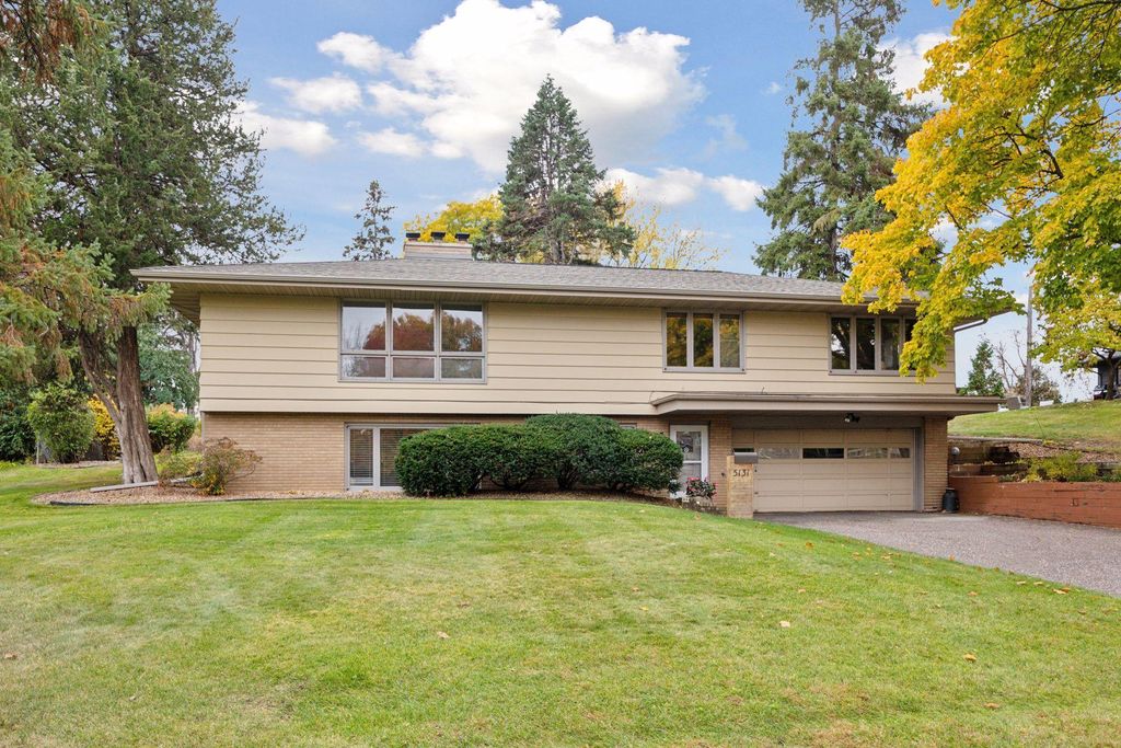 5131 Thotland Road, Golden Valley, MN 55422